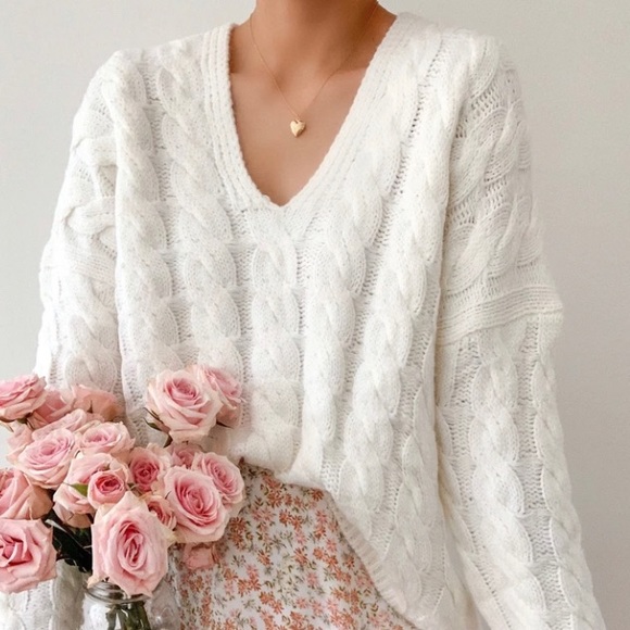 Dress Forum Sweaters - 🎉HP🎉Watching The Clouds With You Sweater